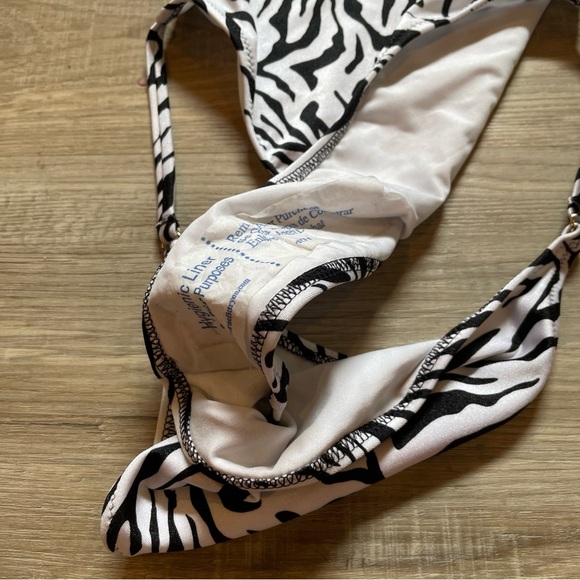NWOT VICTORIA'S SECRET Menorca One Piece Feminine Zebra Sz M - Picture 4 of 6